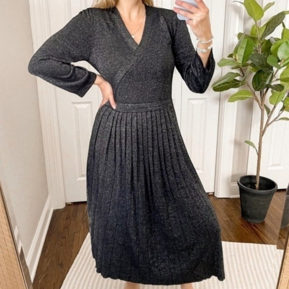 Kate Spade New York Faux Wrap Dress Grey Metallic Silver Knit Pleated V Neck XS - Picture 4 of 14